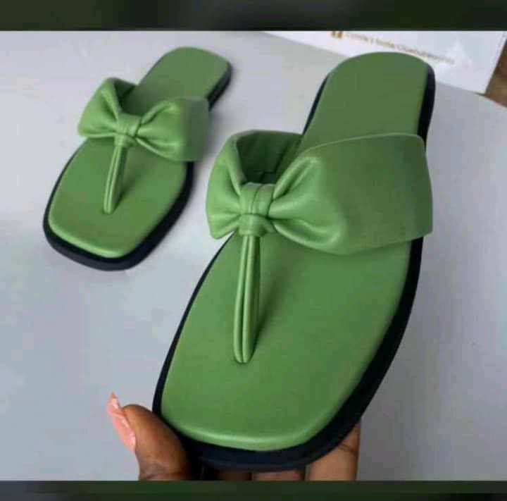 Luxury leather slippers by Tannora