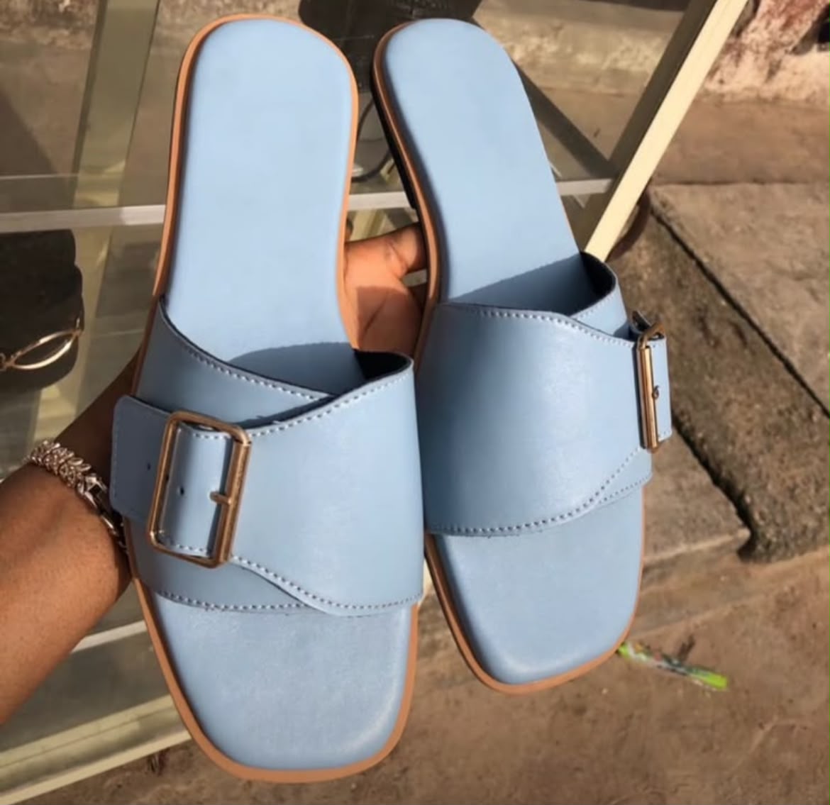 Tannora leather slippers